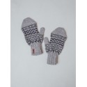 Lightgrey mittens with a faroese pattern