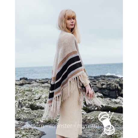Faroese shawl With Stripes