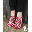 Slippers with pattern