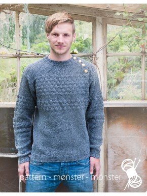 Men´s Sweater With Seamens Pattern
