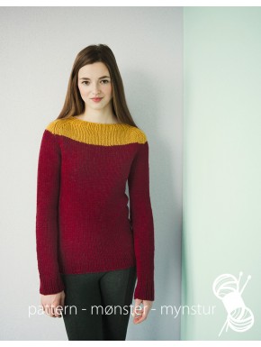Mørkerød og karrygul sweater